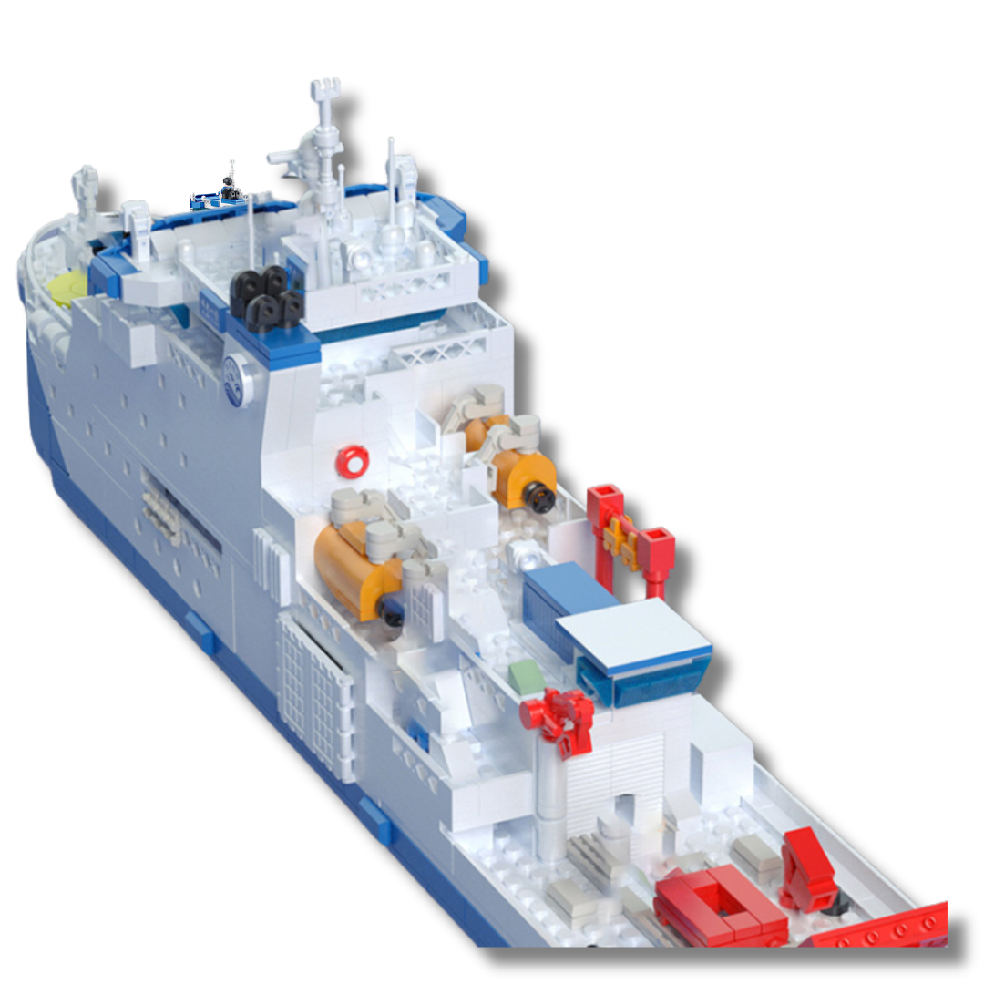 Deep Sea One Vessel - 2,185 Pieces